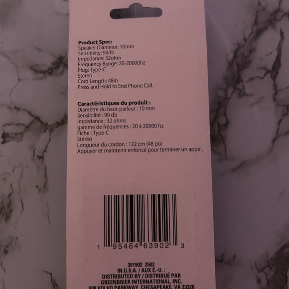 Brand New Red Type C Wired Earbuds - Picture 3 of 3